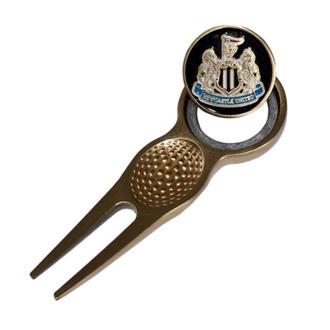 newcastle executive divot tool