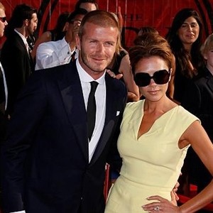 Beckham takes sons to the golf course