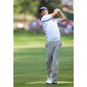 Larger sweet spot with Wilson Staff Smooth golf driver