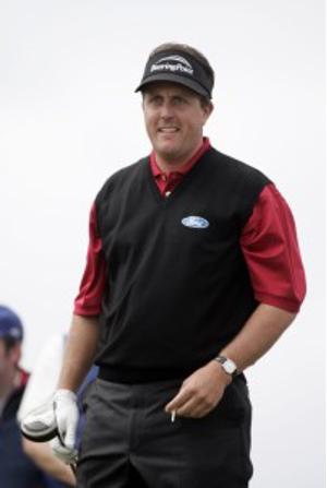Mickelson attempts to make it three in a row at Northern Trust Open