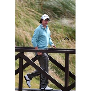 McIlroy in pole position as Bourdy wins in Hong Kong