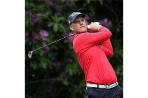 Karlsson calls on Titleist for Dubai victory