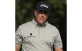 Mickelson finds groove at Shell Houston Open