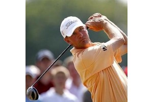 Glover triumphs over Byrd in PGA play-off