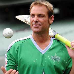 Cricket Star Shane Warne Dazzles the Old Course at St Andrews with a 71