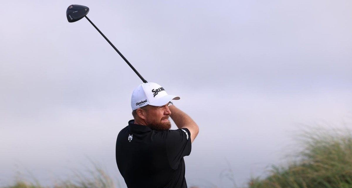 Shane Lowry holding his finish after a tee shot with the new Srixon driver