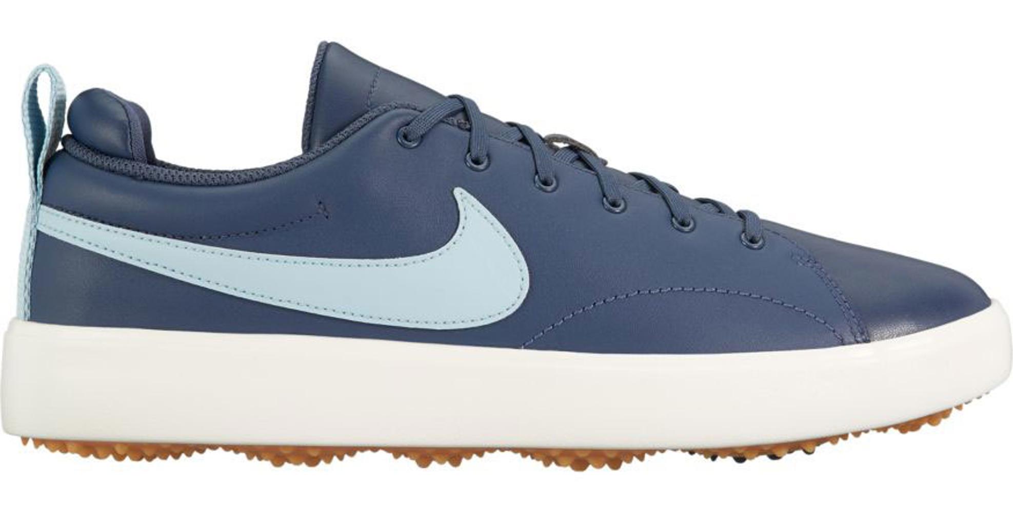 nike classic golf shoes