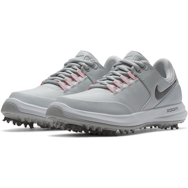 nike accurate golf shoes