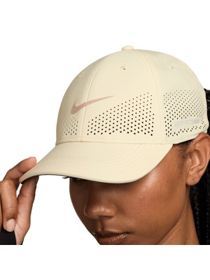 Nike Dri-FIT ADV AeroBill Structured Swoosh Club Cap