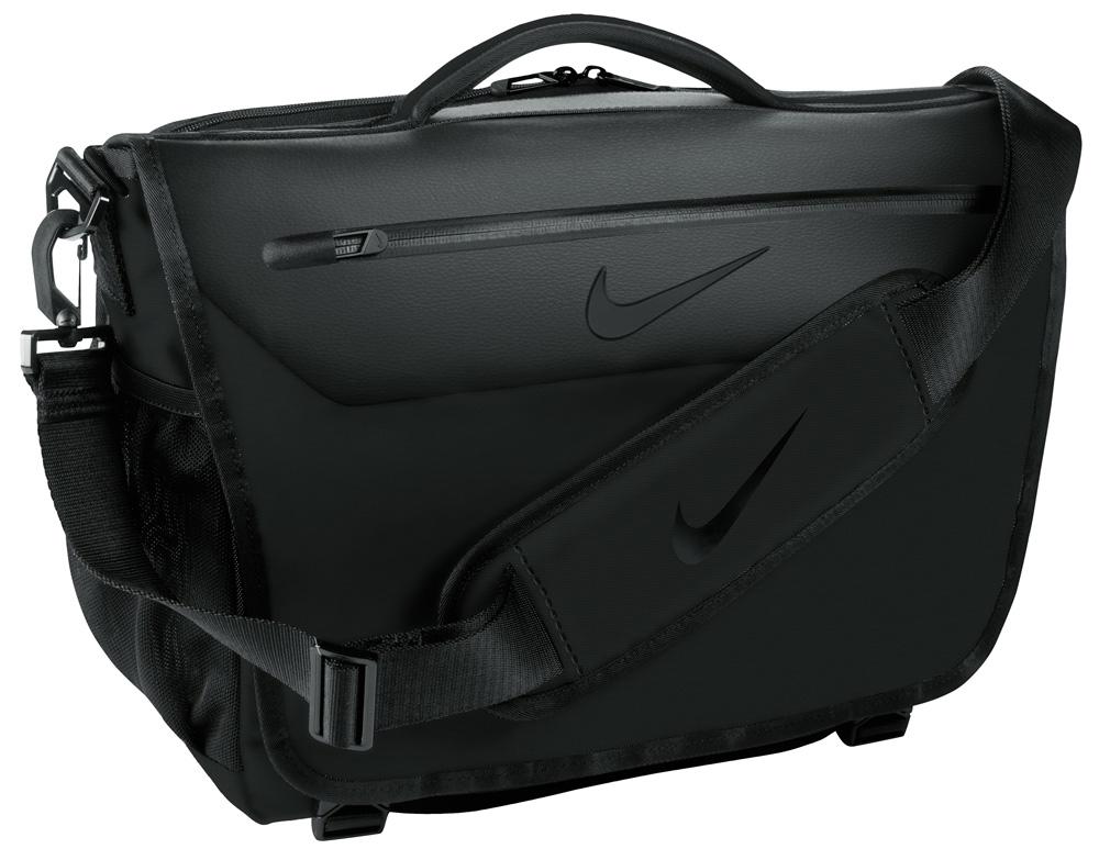 Nike Departure III Messenger Bag