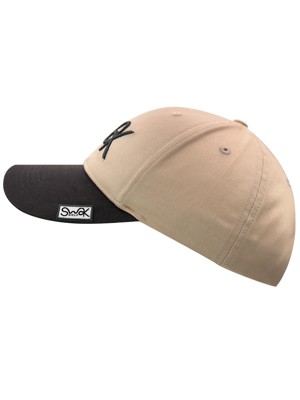 Swak Parrots Cap