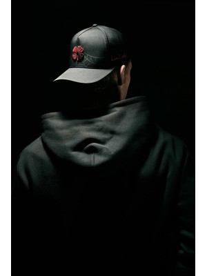 Limited Edition - Black Clover Black Widow Spider Cap - Halloween Collection