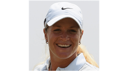 Suzann Pettersen Successfully Defends Sunrise LPGA Championship