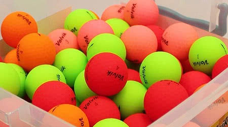 Coloured Golf Balls are all the Rage – but is this trend True Science or just a Fake Fad?